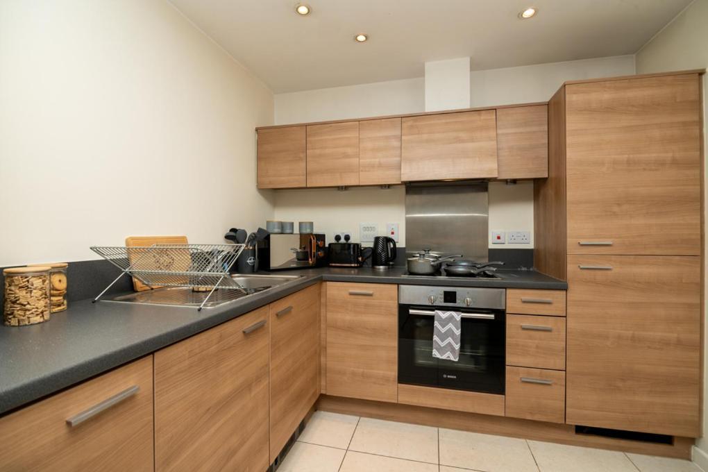 Zenith Hub Lägenhet London Exteriör bild